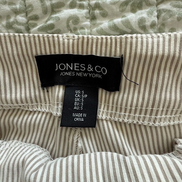 Pinstripe Belted Ankle Pants by Jones New York Beige & White Size Small - Picture 7 of 9